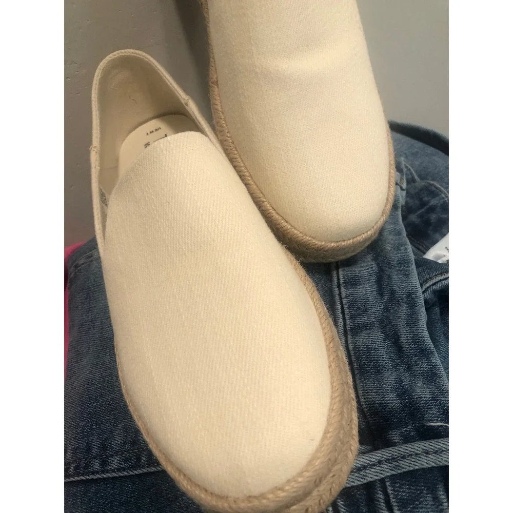TOMS Rope Espadrille Cream Canvas Slip On Flats Comfort Sz 7 NEW